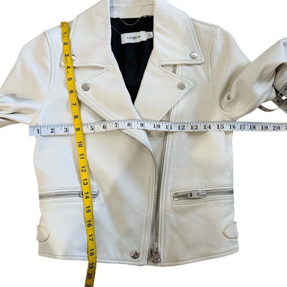 Coach leather biker jacket in cream/ off-white NWOT - Picture 11 of 13